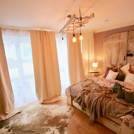 Urlaub In - Wohlfuehlferienwohnung *